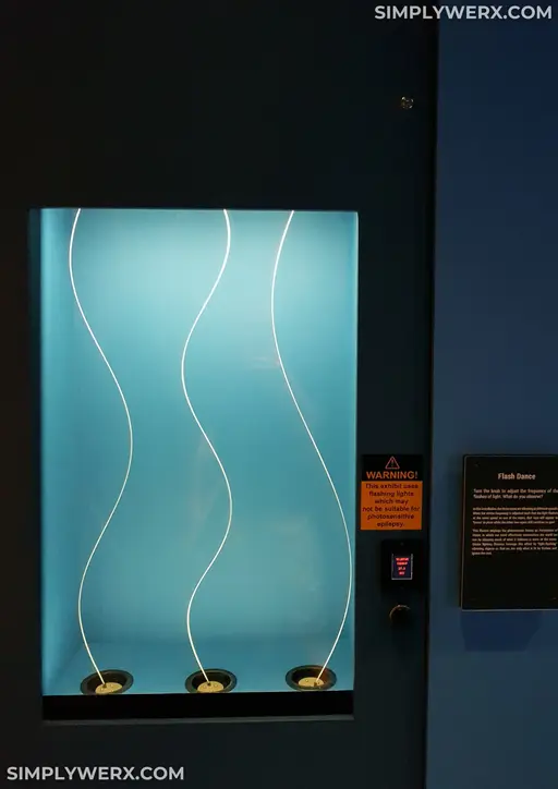 Standing Wave Explorer